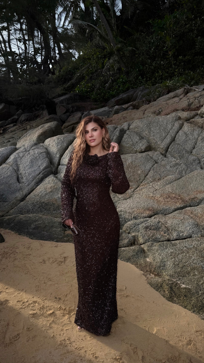 Vierra - A Woven Whisper in Chocolate