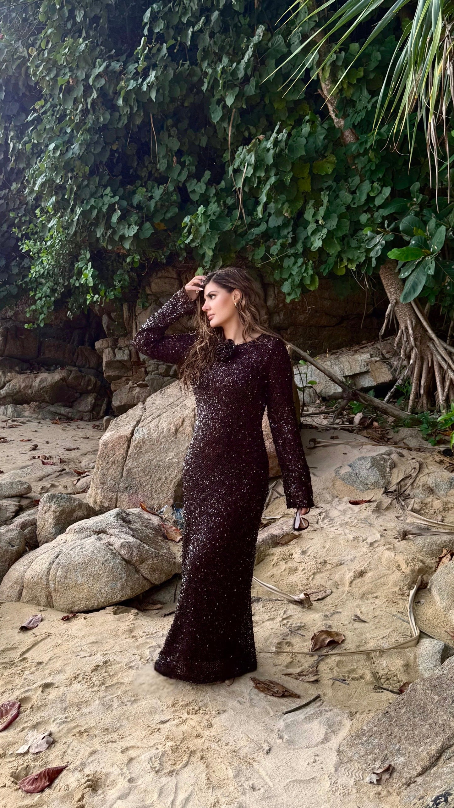 Vierra - A Woven Whisper in Chocolate