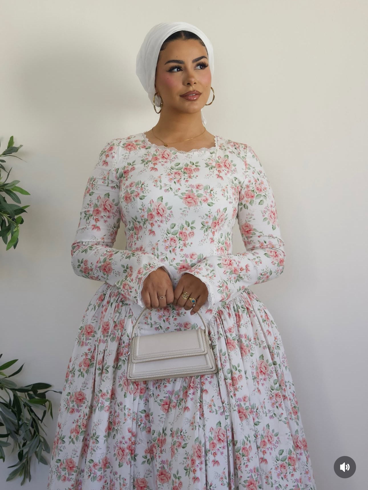 Endora - A Whisper of Roses